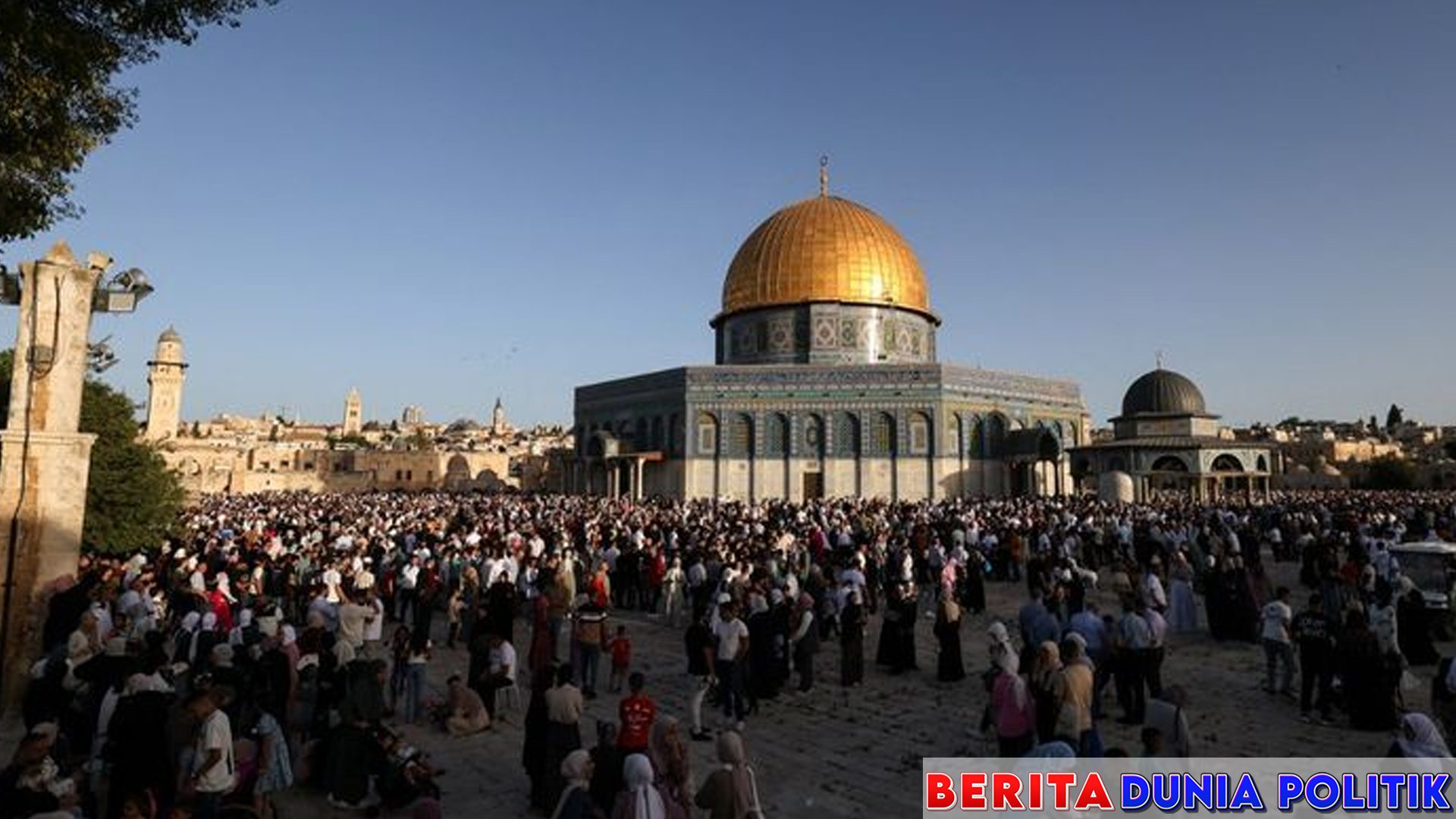 40.000 orang Palestina melakukan salat Iduladha di Masjid Al Aqsa.