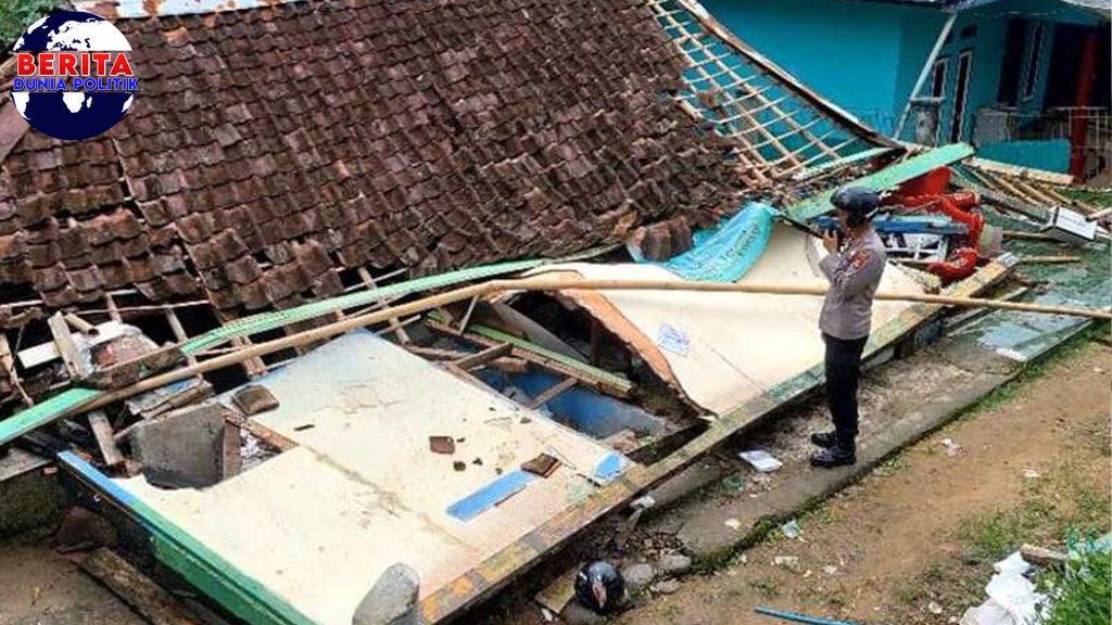 Tragedi Bencana Cianjur: 58 Sekolah Hancur, Kerugian Miliaran!